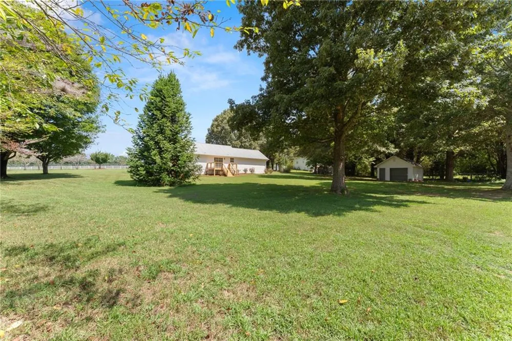 5820 Steve Black Road Clermont, GA 30527