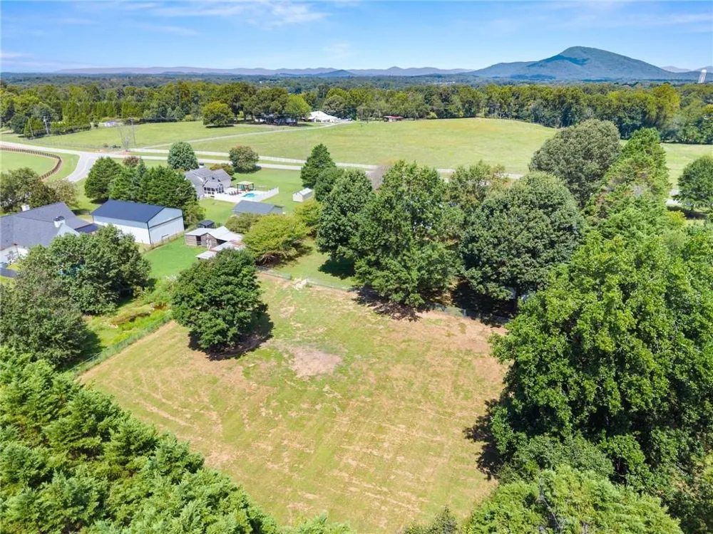 5820 Steve Black Road Clermont, GA 30527
