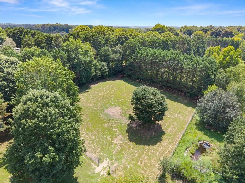 5820 Steve Black Road Clermont, GA 30527
