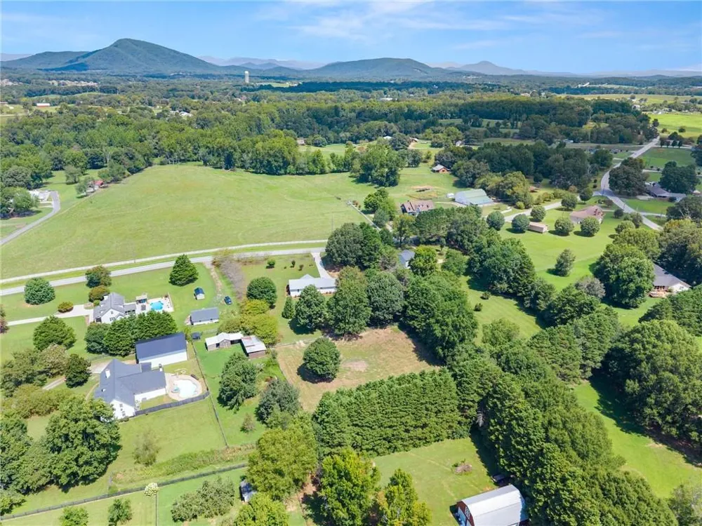 5820 Steve Black Road Clermont, GA 30527
