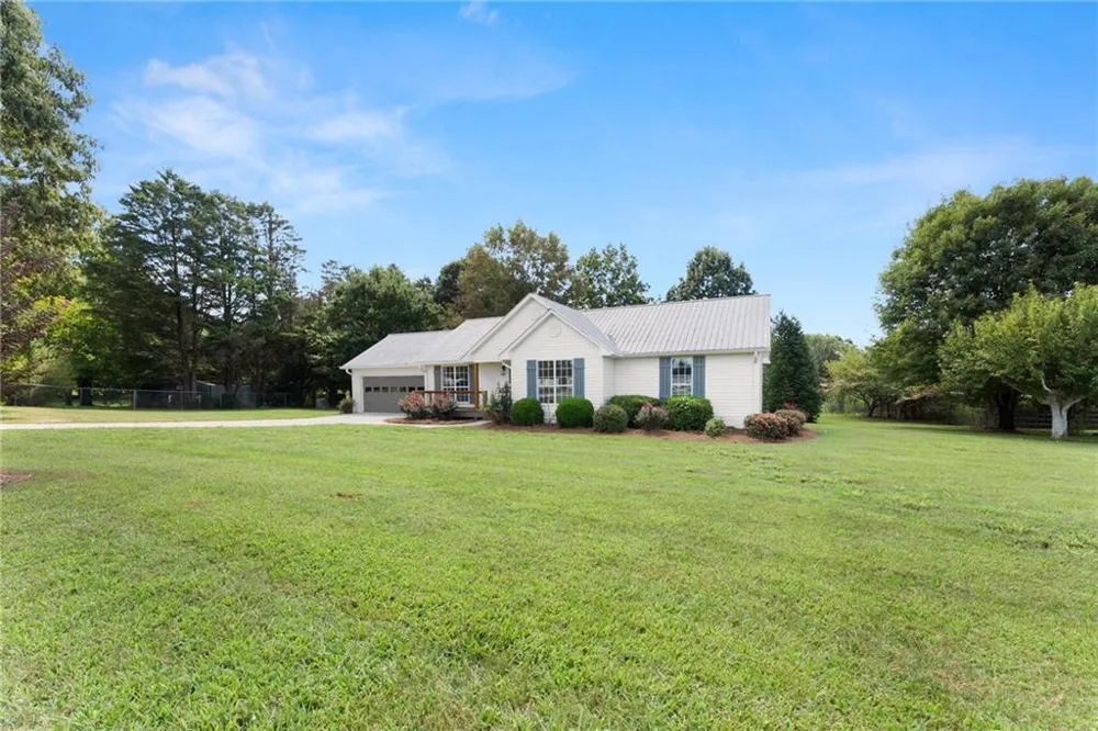 5820 Steve Black Road Clermont, GA 30527