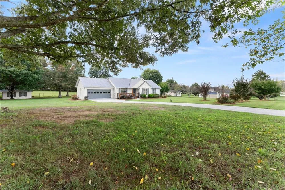 5820 Steve Black Road Clermont, GA 30527