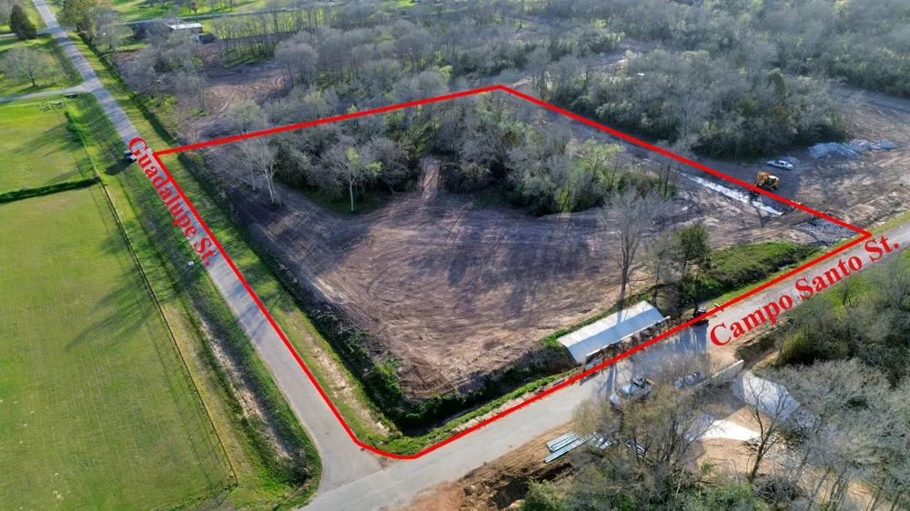 3 Campo Santo Street Sealy, TX 77474
