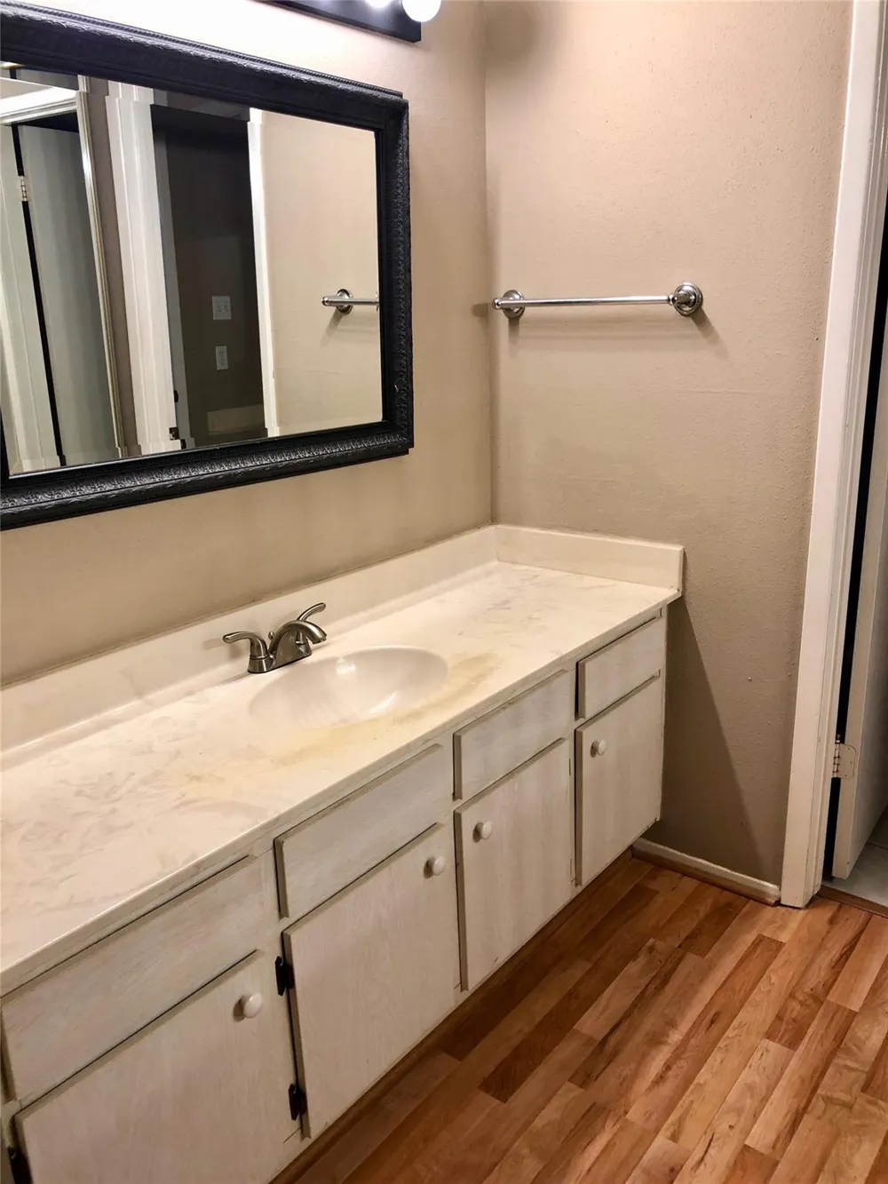 2611 Grants Lake Boulevard #205 Sugar Land, TX 77479