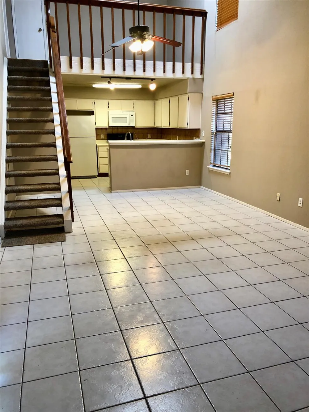2611 Grants Lake Boulevard #205 Sugar Land, TX 77479