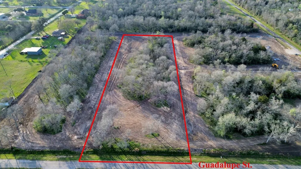 4 Guadalupe Street Sealy, TX 77474