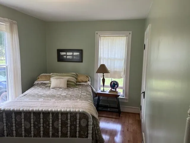 8497 Mill Street Onekama, MI 49675