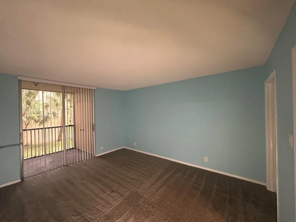 3301 NW 47th Terrace #210 Lauderdale Lakes, FL 33319