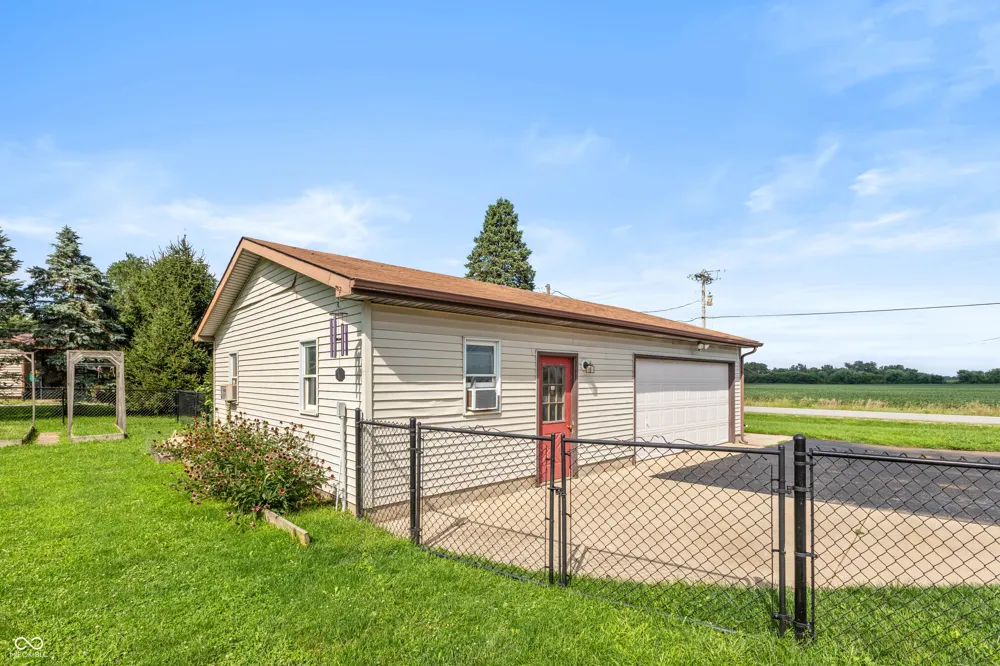 7360 County Road 150 E Pittsboro, IN 46167