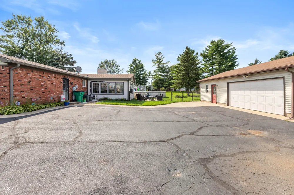 7360 County Road 150 E Pittsboro, IN 46167