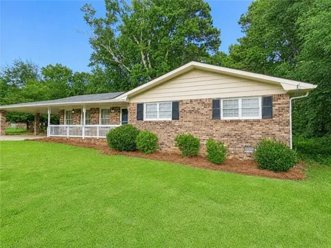 886 Oakhill Court