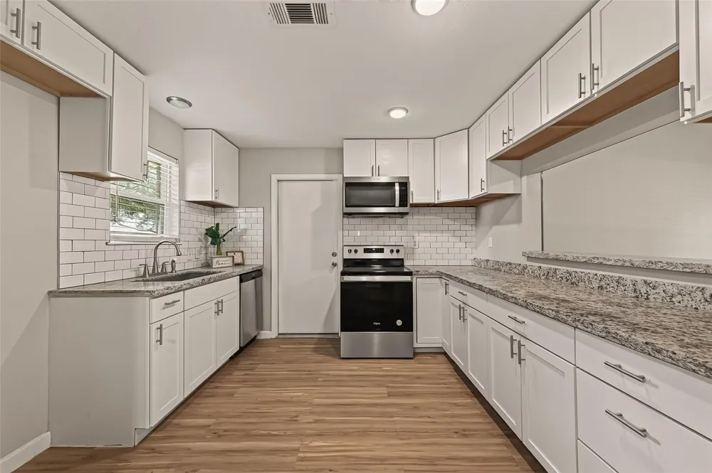 3417 Needville Avenue Needville, TX 77461