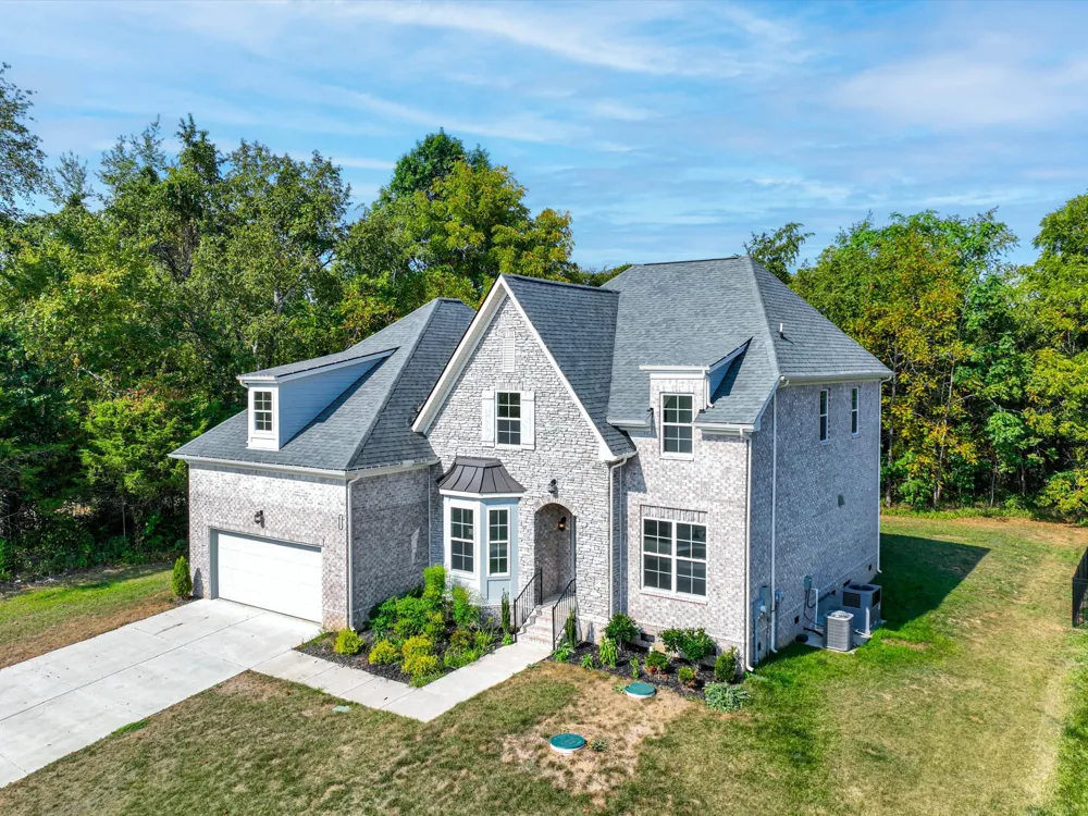 631 Silva Ln Nolensville, TN 37135