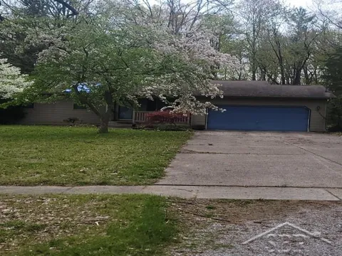 3861 Jim Drive