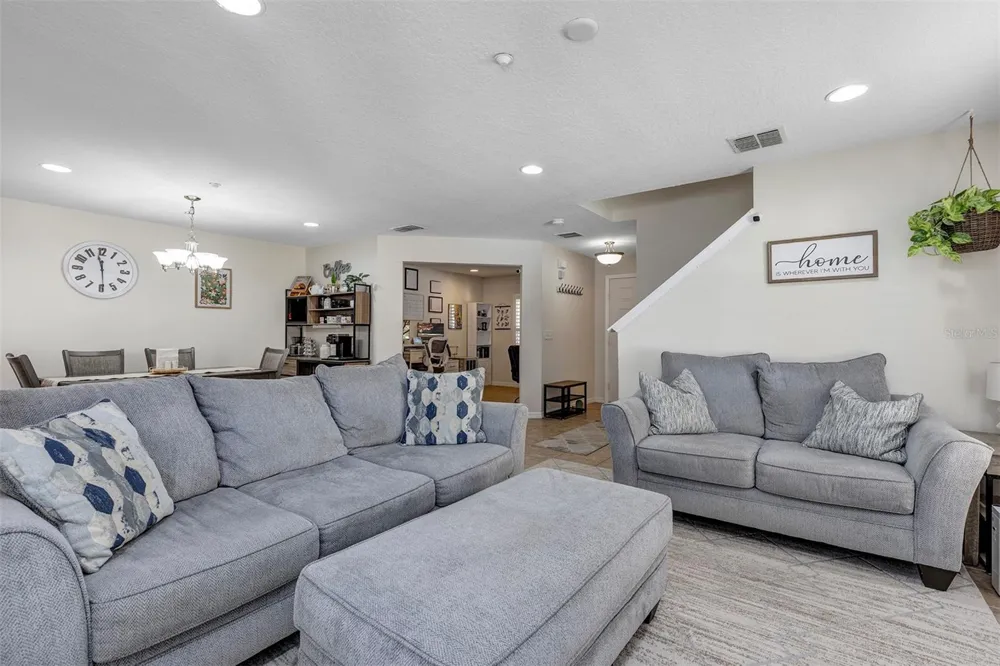 13855 GOLDEN RUSSET DRIVE Winter Garden, FL 34787