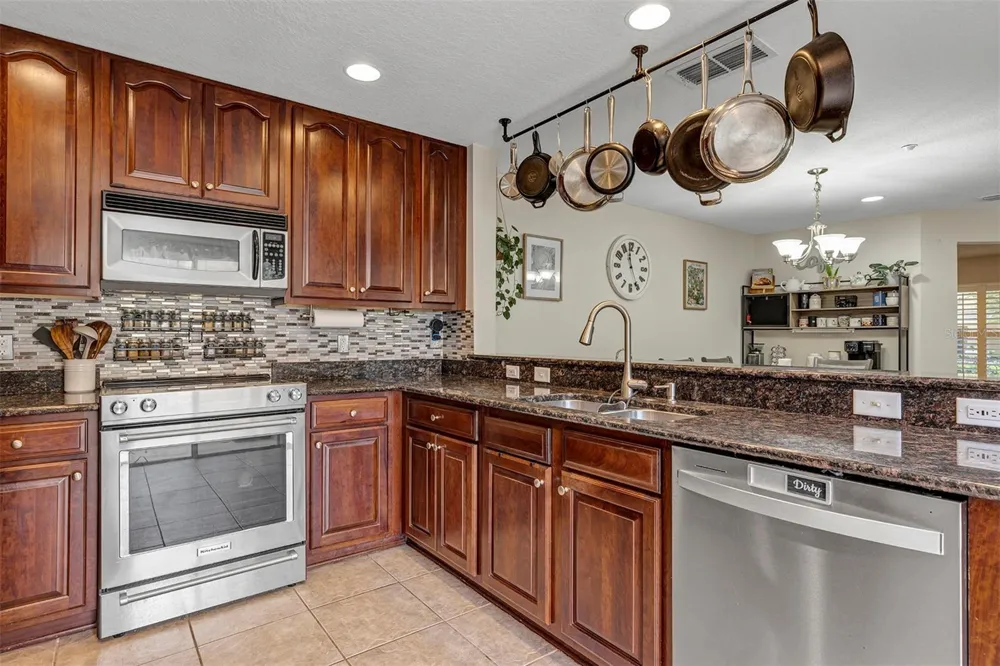 13855 GOLDEN RUSSET DRIVE Winter Garden, FL 34787