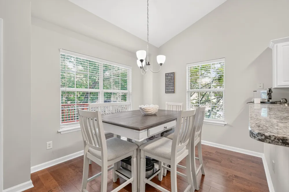 104 E Ridgeview Trce Hendersonville, TN 37075
