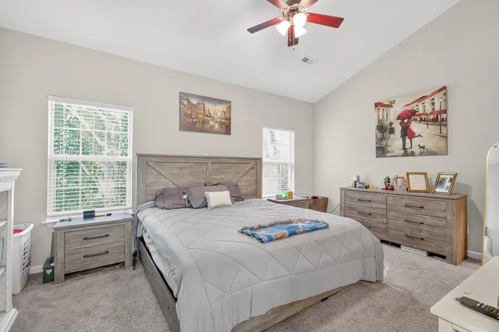104 E Ridgeview Trce Hendersonville, TN 37075
