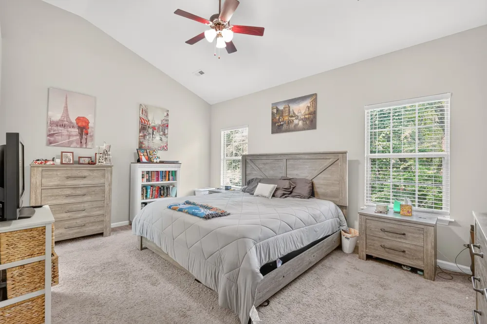 104 E Ridgeview Trce Hendersonville, TN 37075