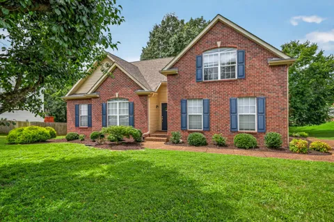 104 E Ridgeview Trce