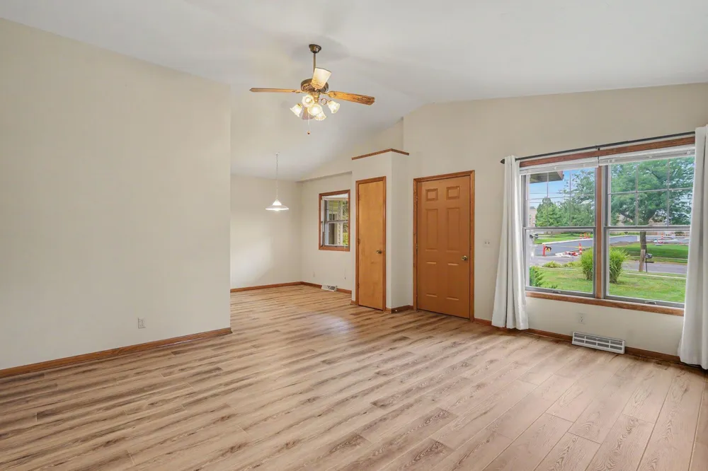 917 Ottawa Avenue Holland City, MI 49423