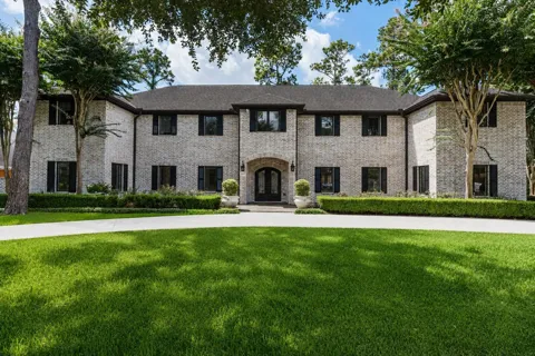 11407 Holidan Way