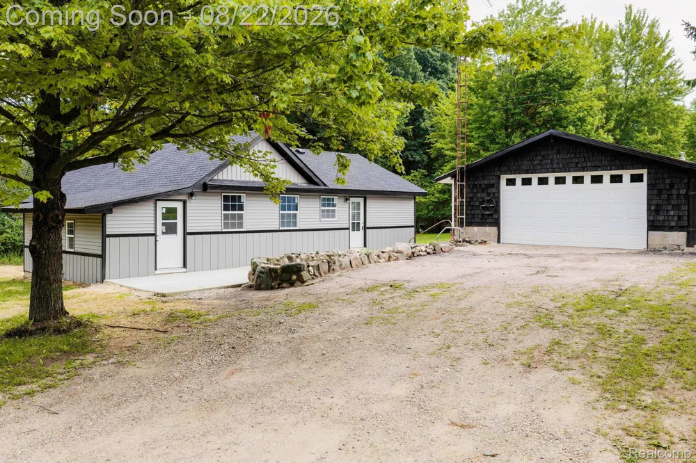 5800 Mack Road Oceola Township, MI 48855