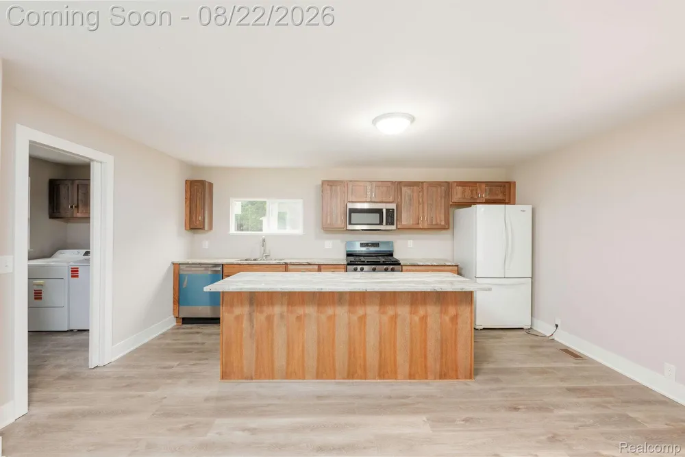 5800 Mack Road Oceola Township, MI 48855