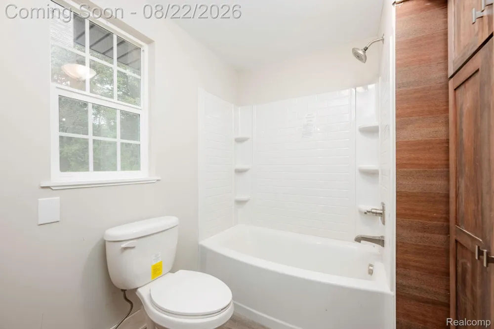 5800 Mack Road Oceola Township, MI 48855