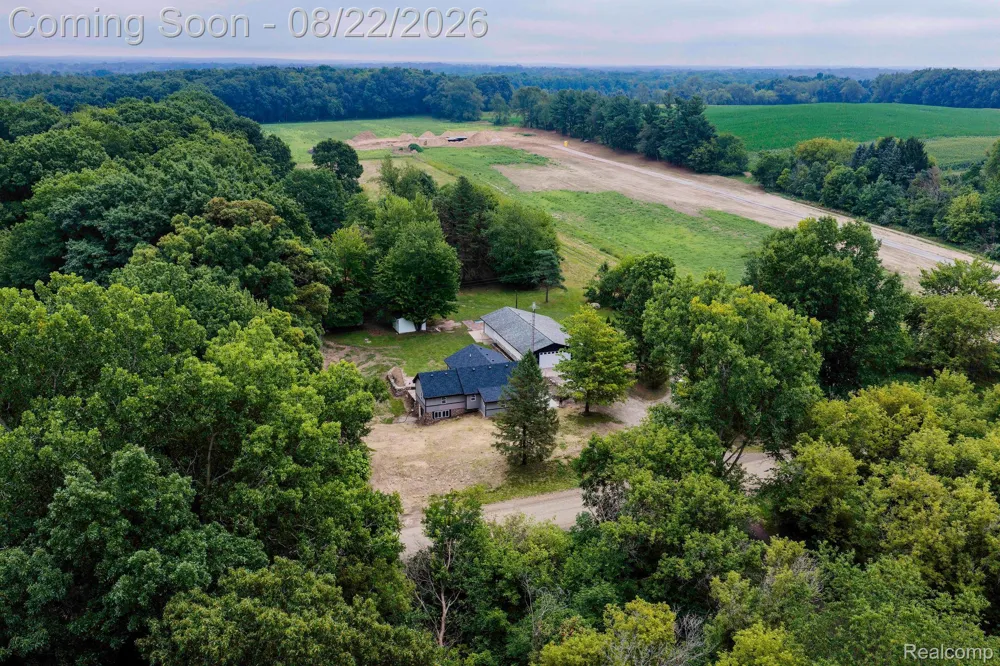 5800 Mack Road Oceola Township, MI 48855