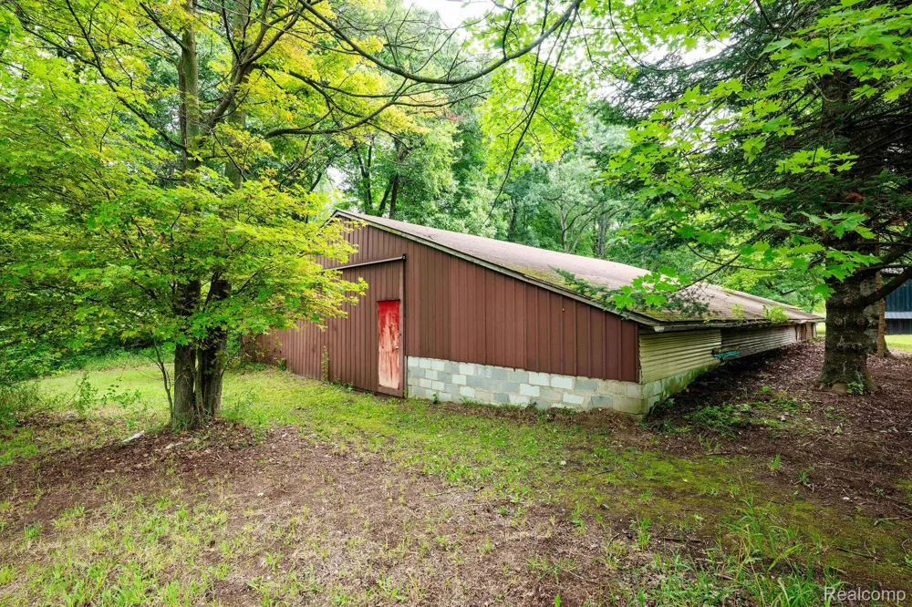 5800 Mack Road Oceola Township, MI 48855