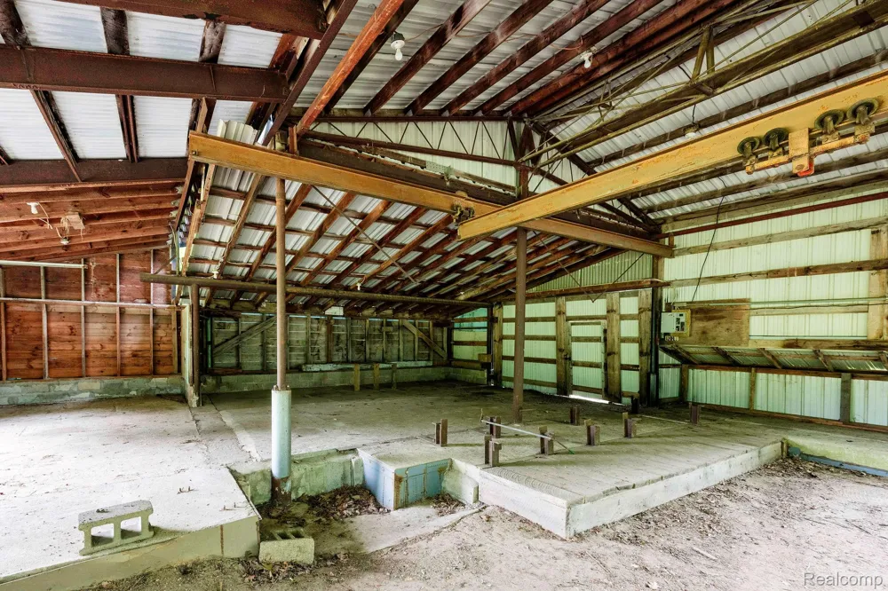 5800 Mack Road Oceola Township, MI 48855