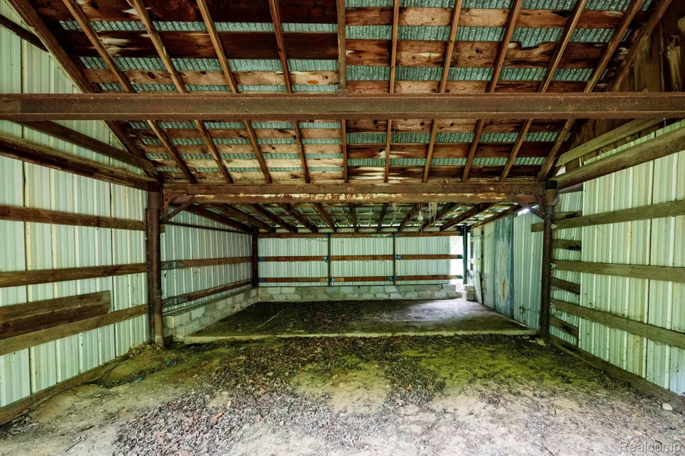 5800 Mack Road Oceola Township, MI 48855