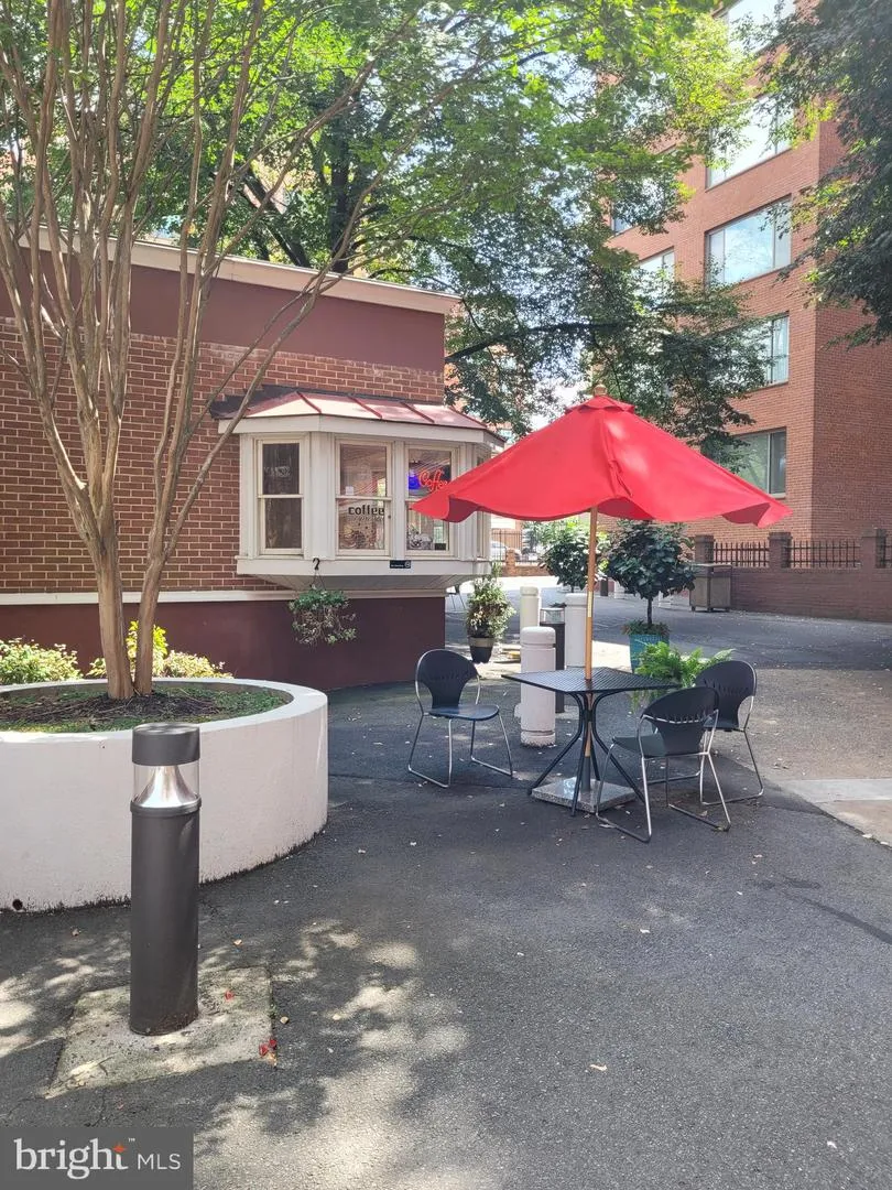1021 ARLINGTON BOULEVARD #713 Arlington, VA 22209