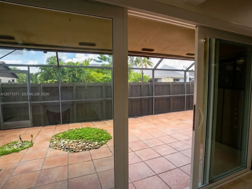11942 SW 122nd Pl #. Miami, FL 33186