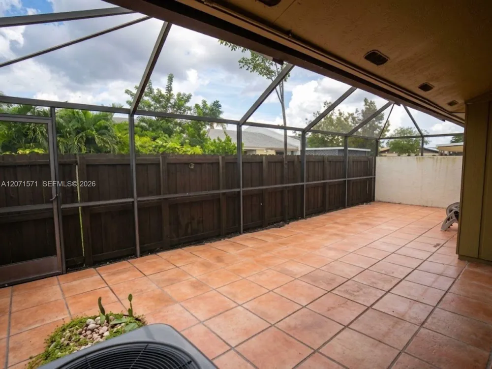 11942 SW 122nd Pl #. Miami, FL 33186