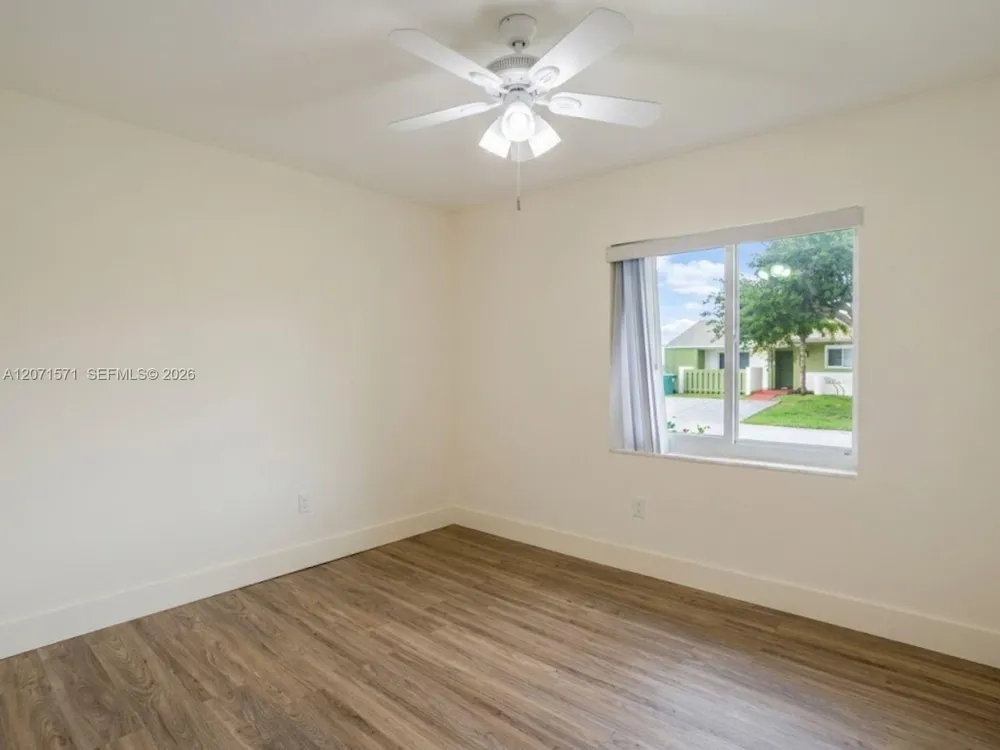 11942 SW 122nd Pl #. Miami, FL 33186