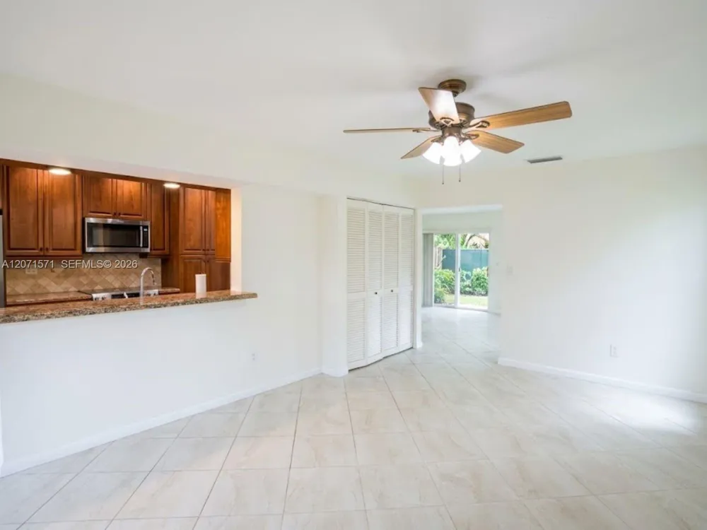 11942 SW 122nd Pl #. Miami, FL 33186
