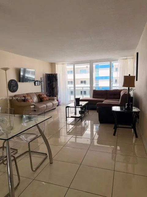 3140 S Ocean Dr #309