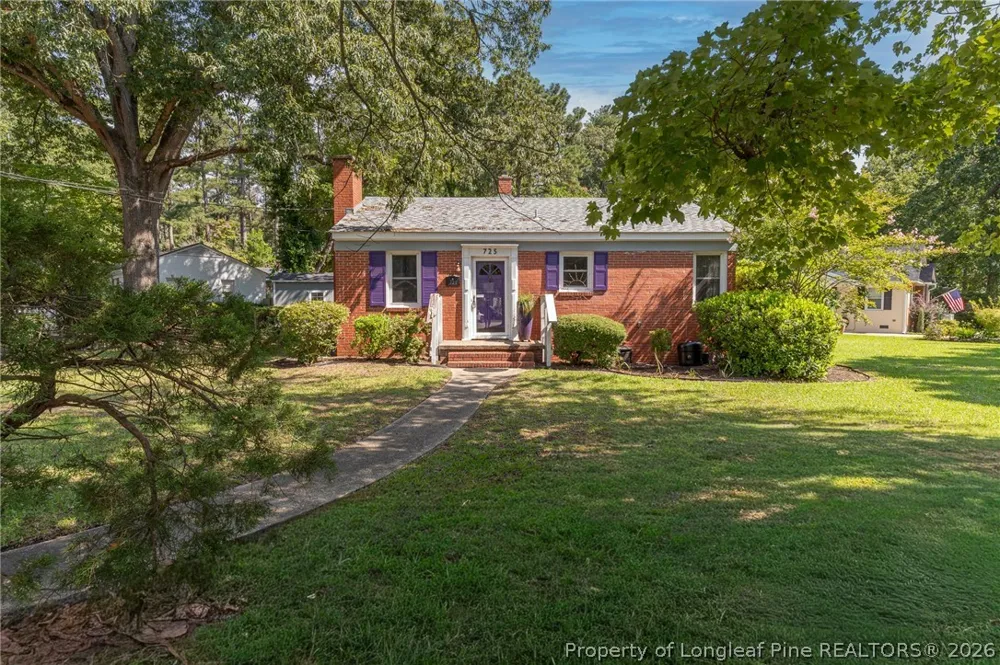 725 Poole Drive Fayetteville, NC 28303