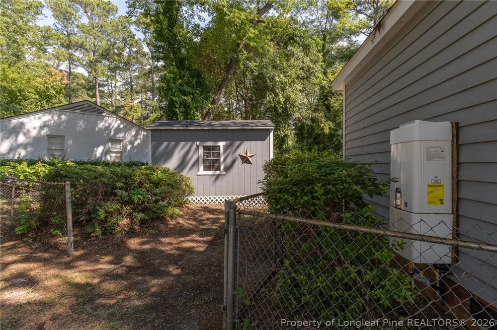 725 Poole Drive Fayetteville, NC 28303