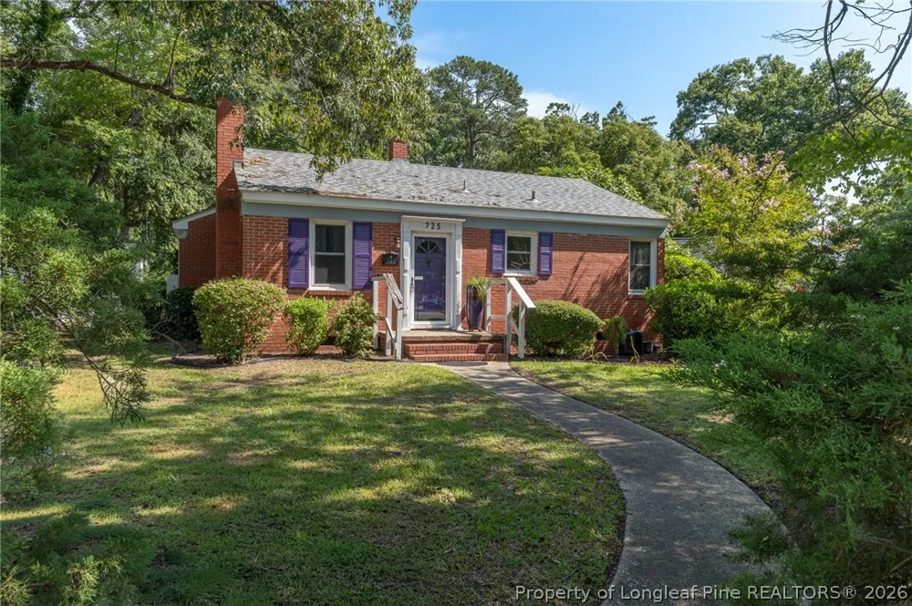 725 Poole Drive Fayetteville, NC 28303