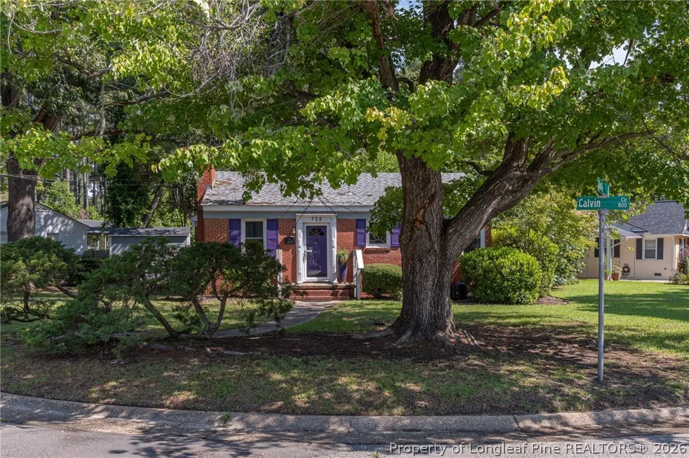 725 Poole Drive Fayetteville, NC 28303