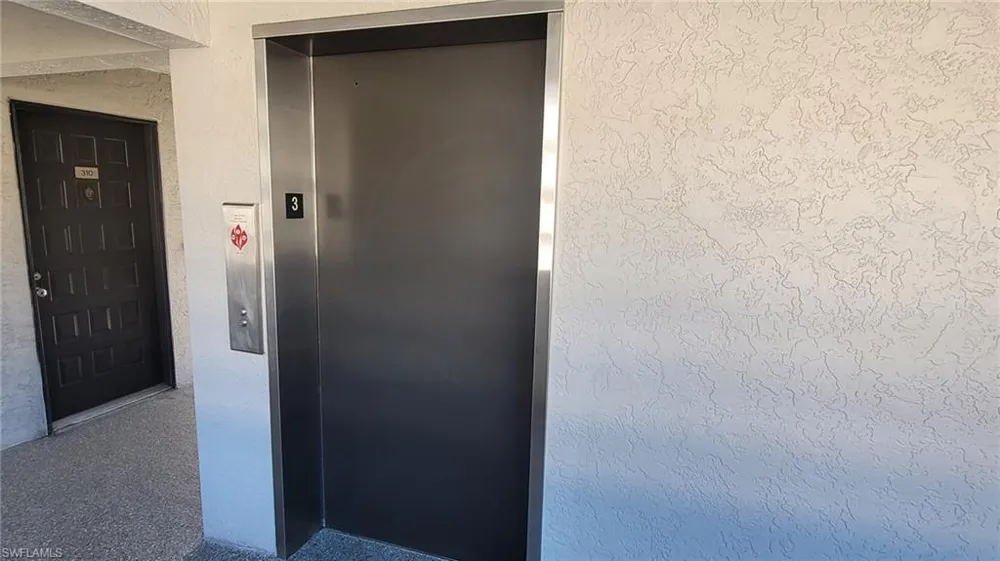 2121 Collier Avenue E #316 Fort Myers, FL 33901