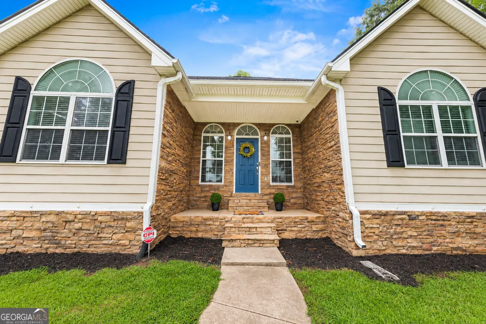 235 Brooks RD Pendergrass, GA 30567