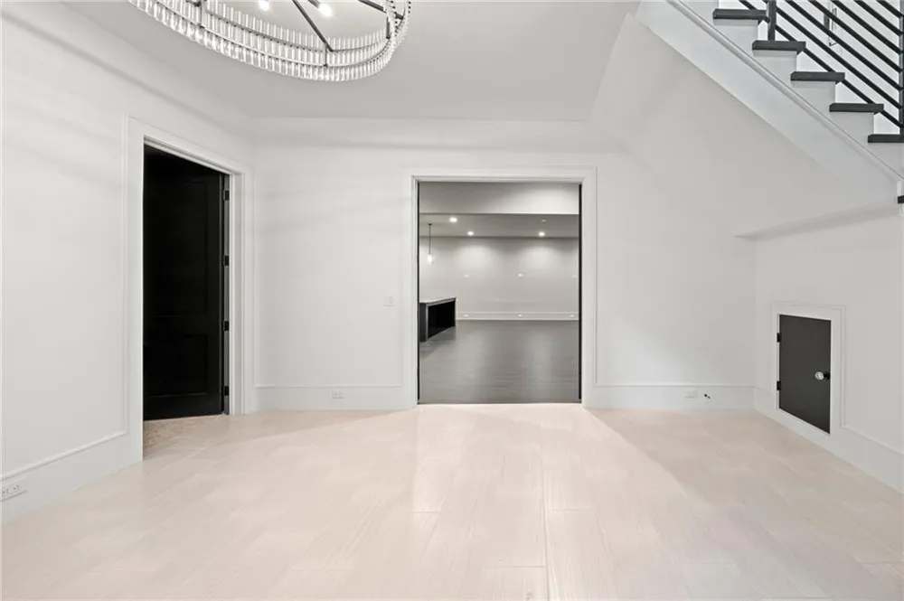 5211 Powers Ferry Road Sandy Springs, GA 30327