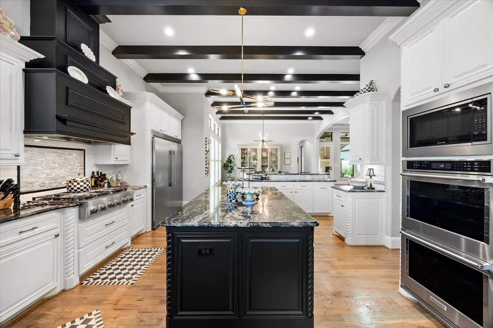 708 Wilford Way Heath, TX 75032
