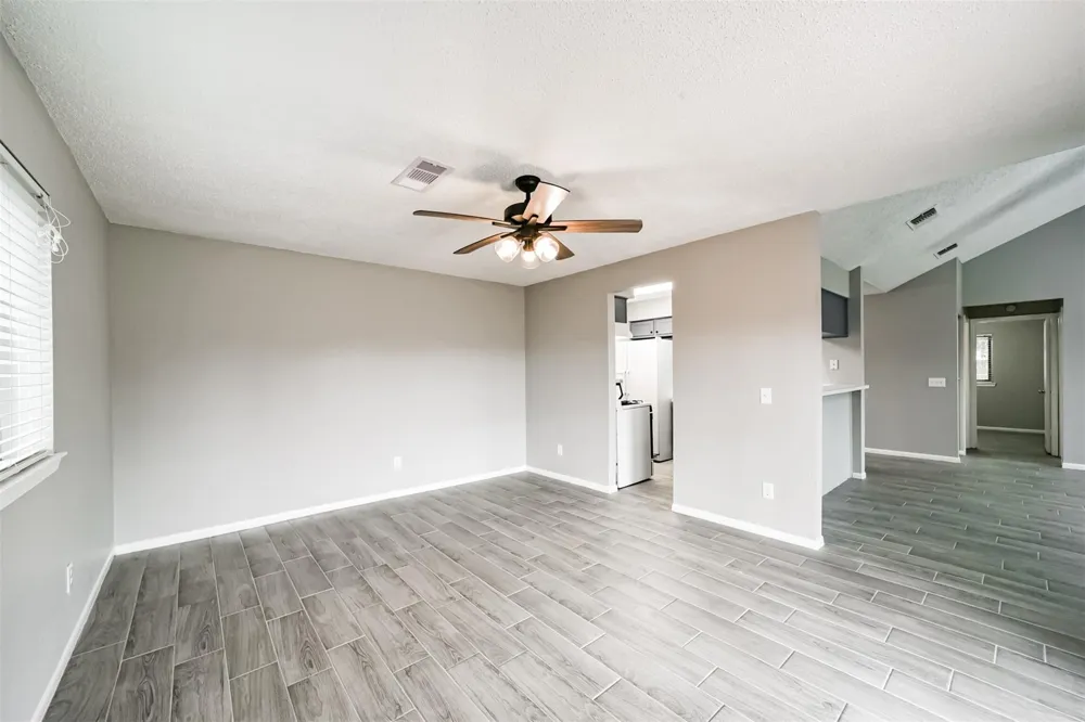 1613 Brook Meadow Drive La Porte, TX 77571
