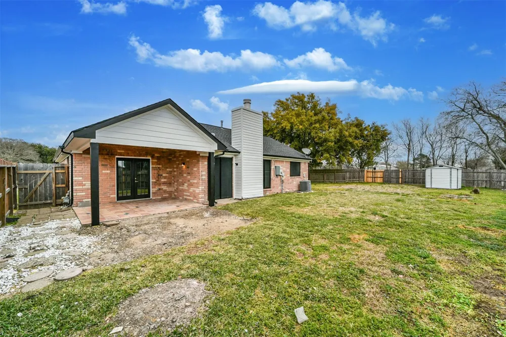 1613 Brook Meadow Drive La Porte, TX 77571