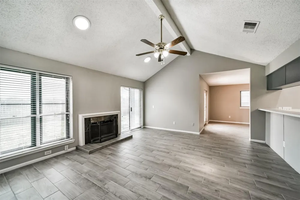 1613 Brook Meadow Drive La Porte, TX 77571